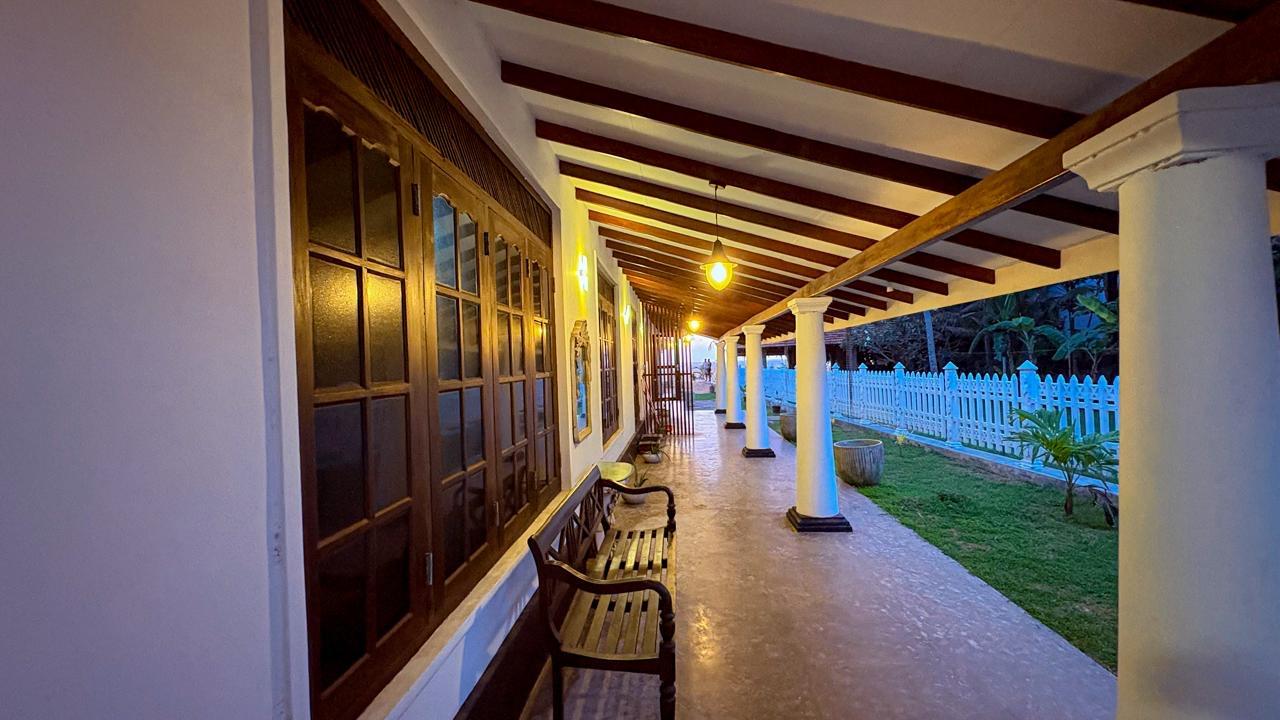 Fully Furnished Beach Front Villa In Rathgama