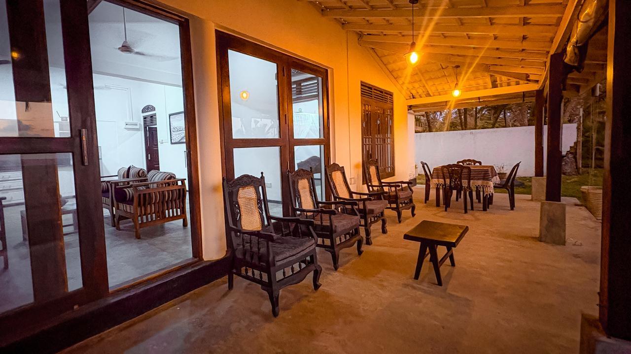 Fully Furnished Beach Front Villa In Rathgama