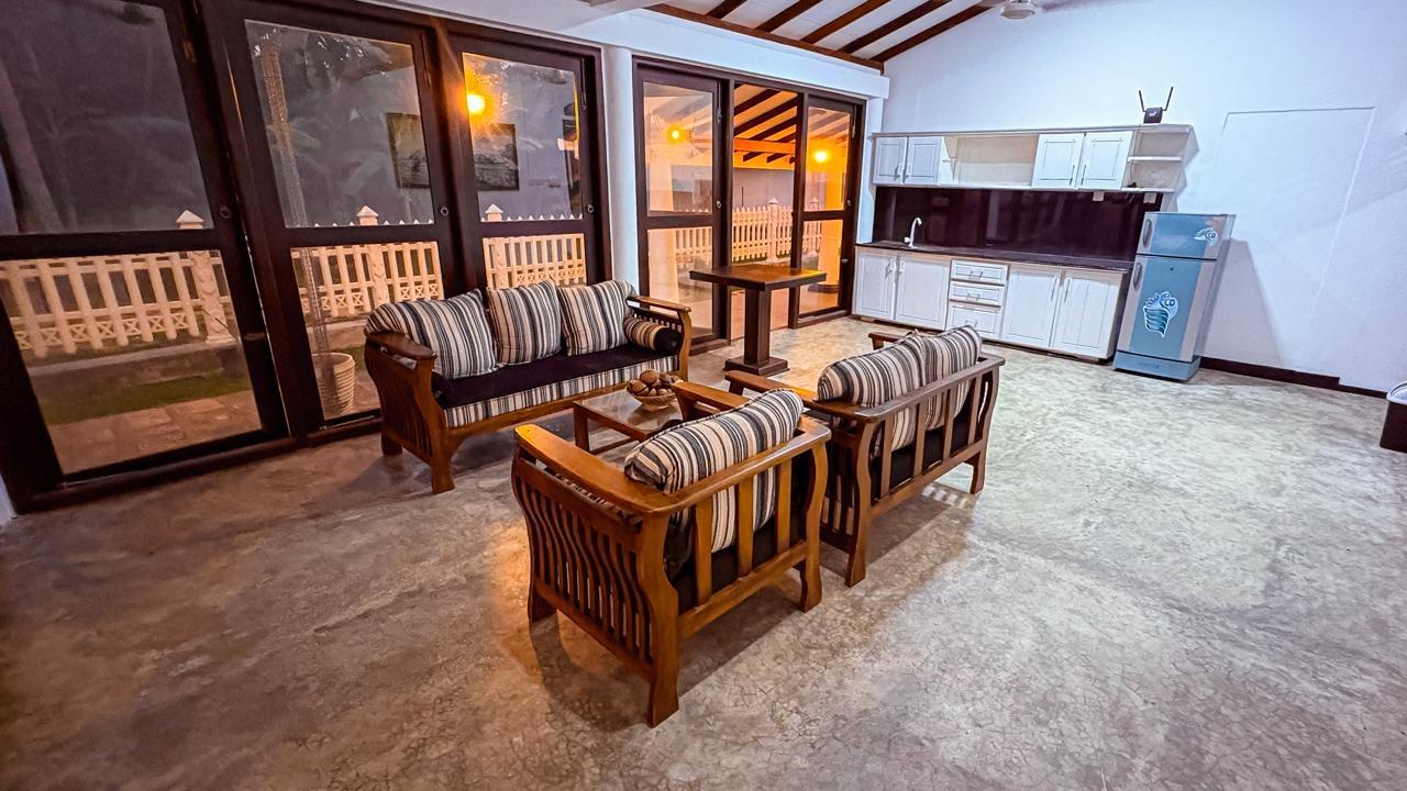 Fully Furnished Beach Front Villa In Rathgama