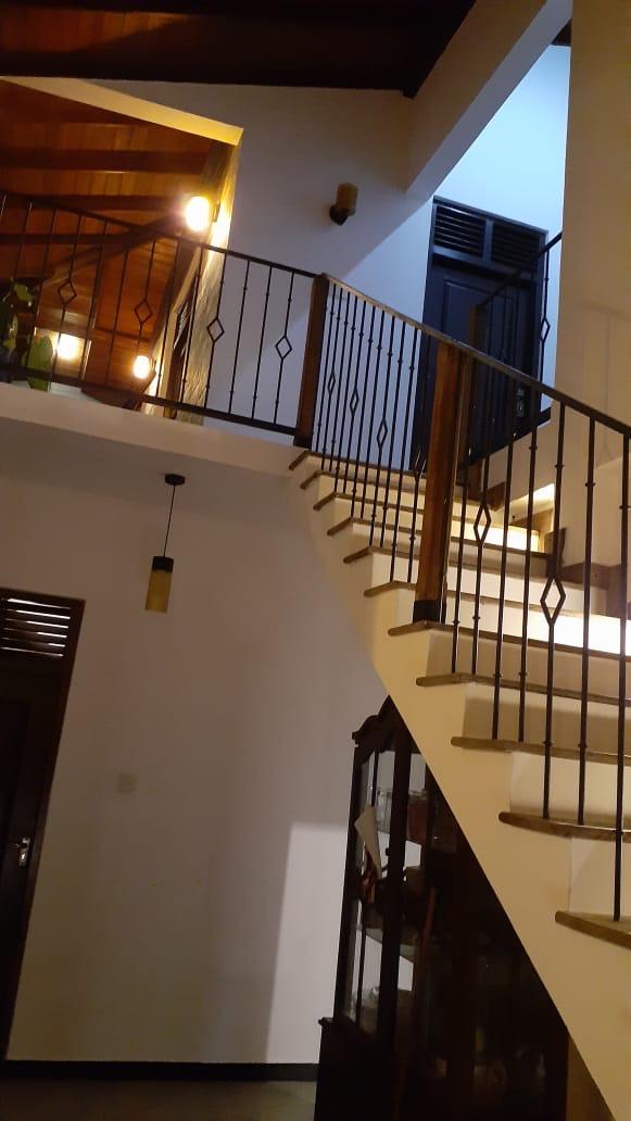 House in Henwella Road, Polwatumodara, Weligama