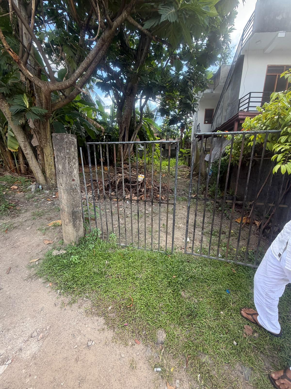 Land in Ambalanwatta Road, Milidduwa, Galle